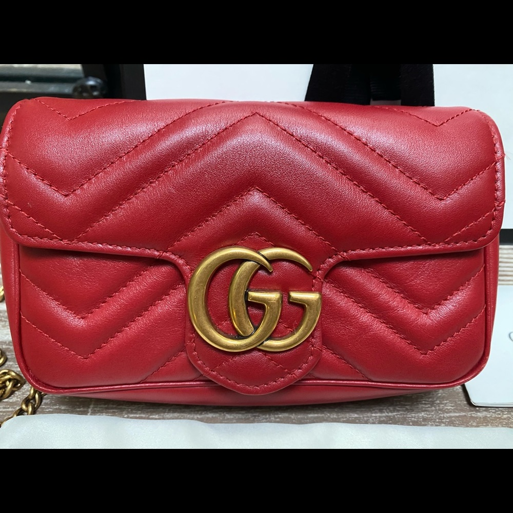 ❌SOLD❌ GG Marmont matelassé leather super mini bag - Picture 2 of 8